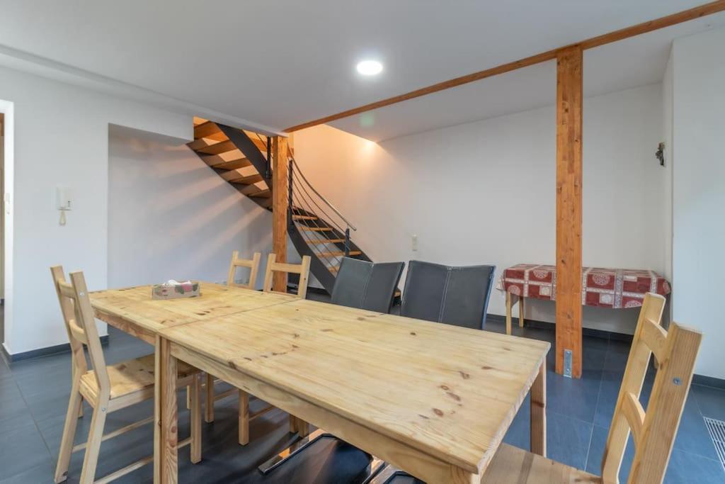 Maisonette-Wohnung Mit 5 Schlafzimmern Wörrstadt Dış mekan fotoğraf