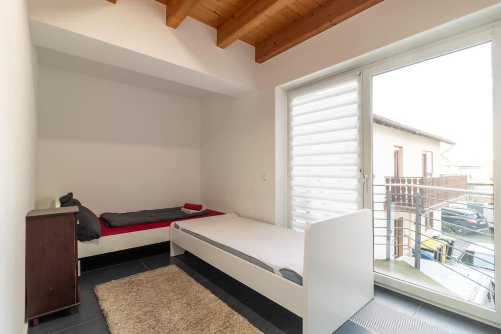 Maisonette-Wohnung Mit 5 Schlafzimmern Wörrstadt Dış mekan fotoğraf