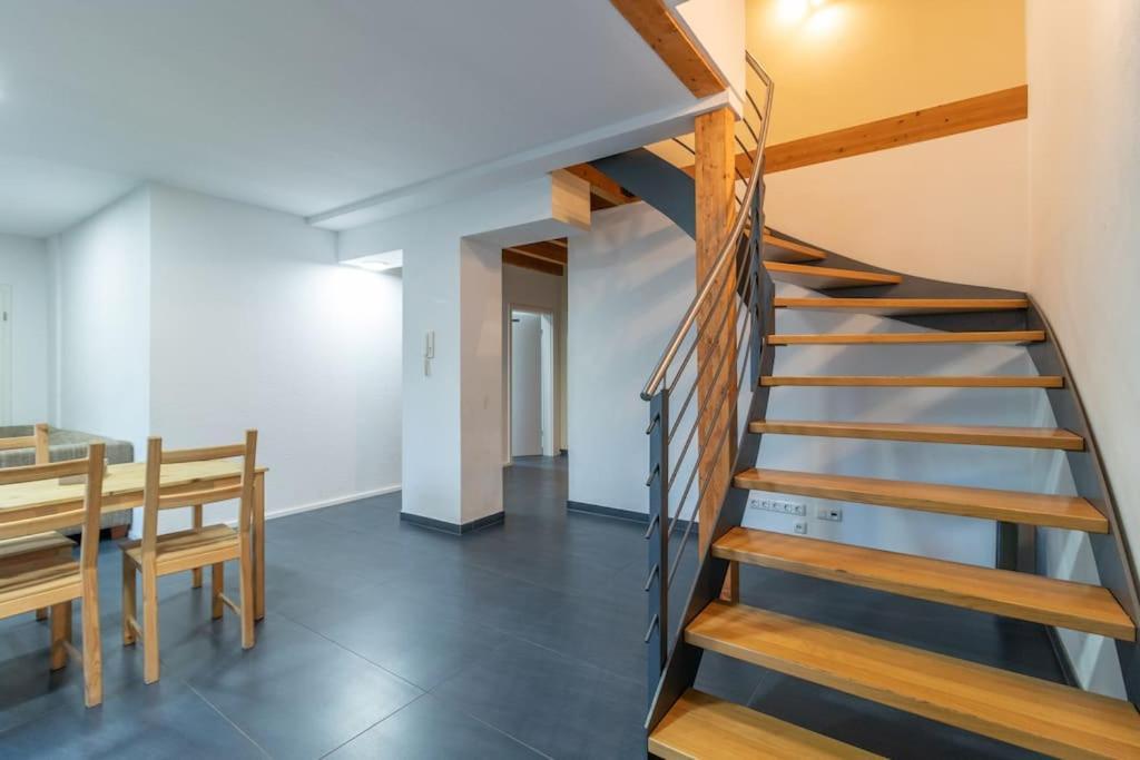 Maisonette-Wohnung Mit 5 Schlafzimmern Wörrstadt Dış mekan fotoğraf